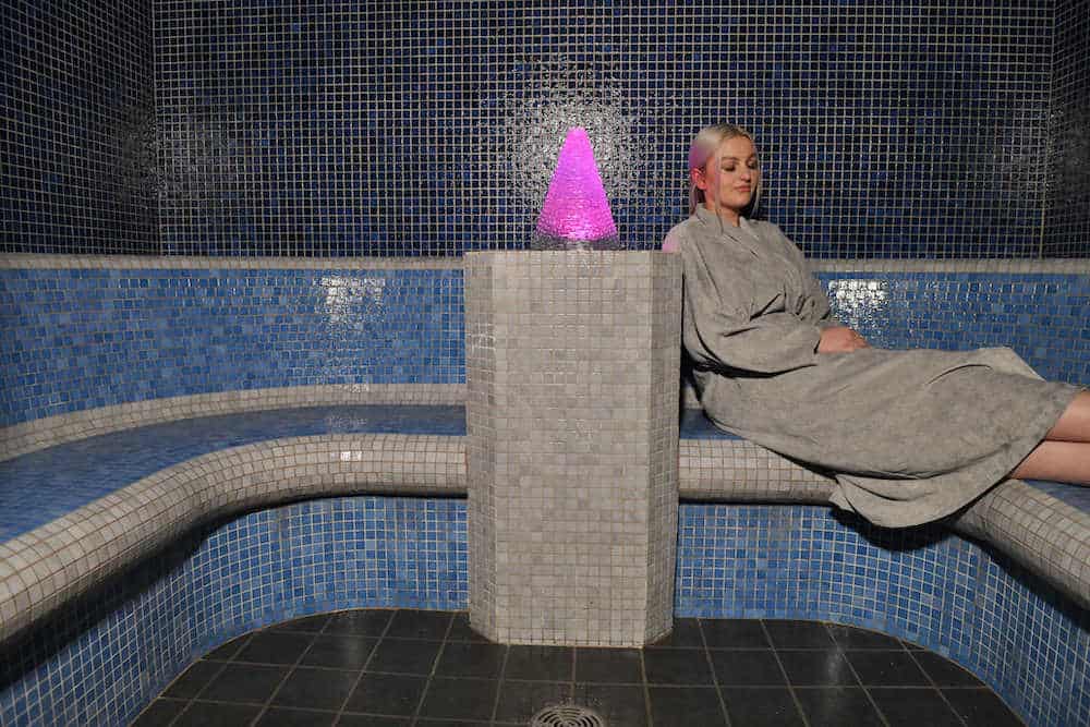 Client in the zone steam room