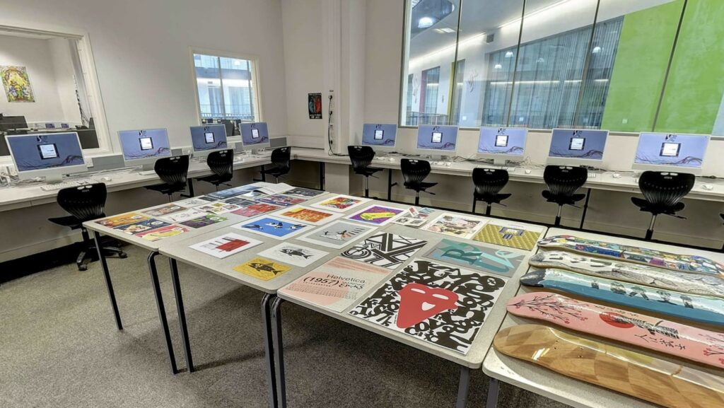 Virtual tour still from our Graphic Design Mac suite