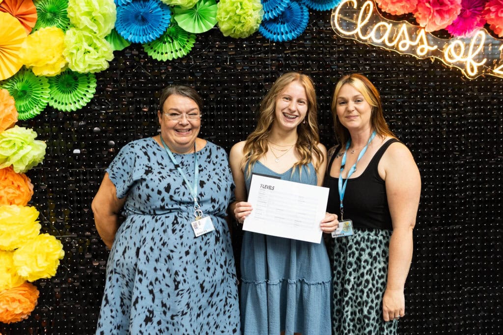Esther Pyett with tutors Karen Penning and Megan Josselyn