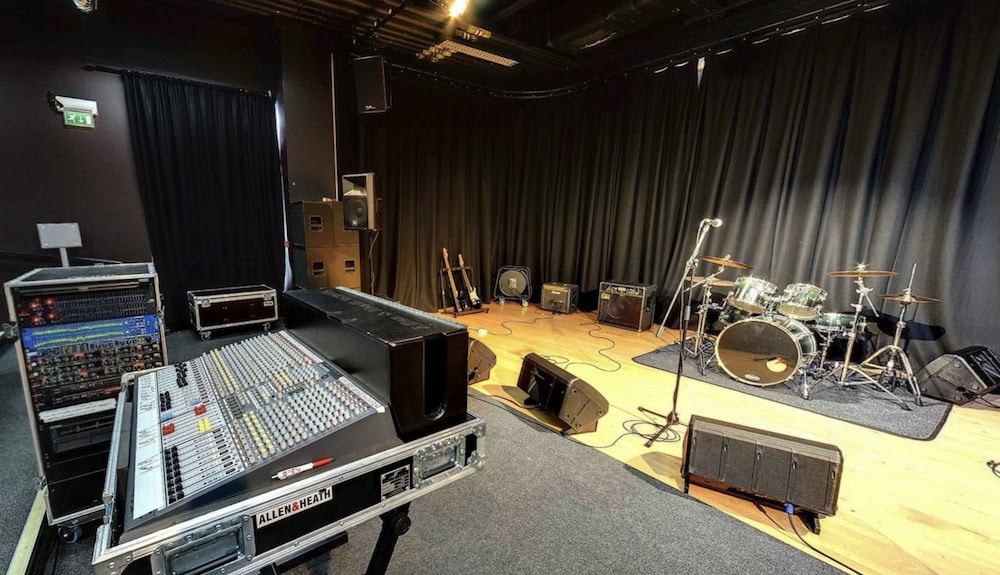 Live Sound and Performance Theatre